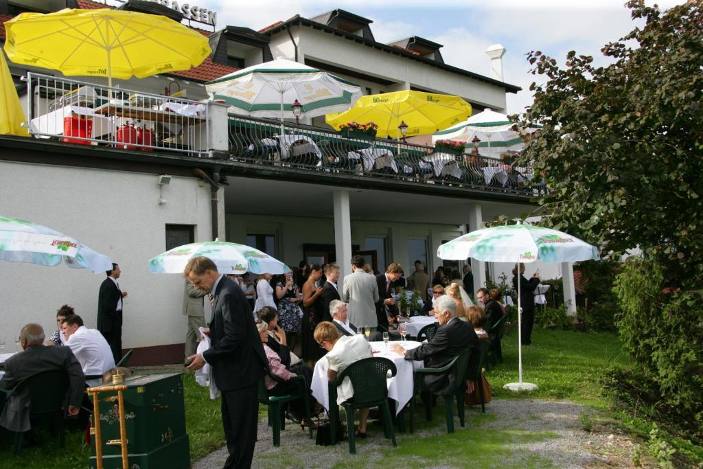 Hotel Südpfalz-Terrassen Gleiszellen-Gleishorbach Exterior foto